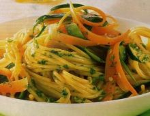 Spaghetti with vegetables